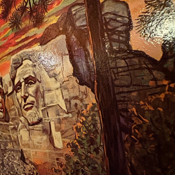 Mount Rushmore metal tray - Picture 4 of 6